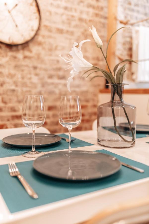 Au 21 Rue Victor Hugo Apartment ทรูวิลล์-ซูร์-แมร์ ภายนอก รูปภาพ